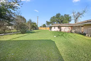 2109 Britton St, Baytown, TX 77520 - Photo 23