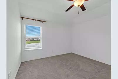 14815 Churchill Downs Avenue, Mont Belvieu, TX 77523 - Photo 31