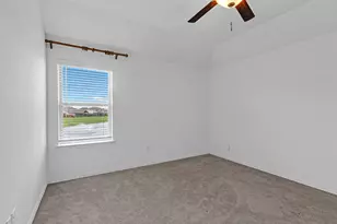 14815 Churchill Downs Ave, Mont Belvieu, TX 77523 - Photo 31