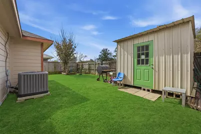 7125 Farnsworth Street, Houston, TX 77022 - Photo 23