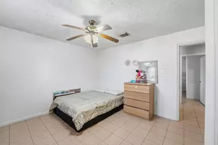 7125 Farnsworth St, Houston, TX 77022 - Photo 13