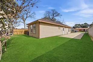7125 Farnsworth St, Houston, TX 77022 - Photo 25