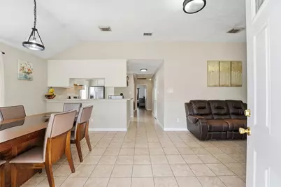 7125 Farnsworth Street, Houston, TX 77022 - Photo 3