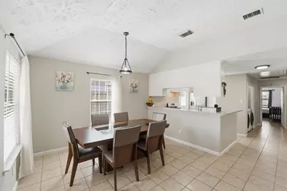 7125 Farnsworth Street, Houston, TX 77022 - Photo 7