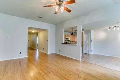 32211 Decker Oaks Drive, Pinehurst, TX 77362 - Photo 3