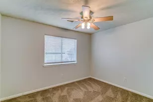 32211 Decker Oaks Dr, Pinehurst, TX 77362 - Photo 9