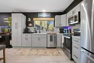 1004 E Red Cedar Cir, The Woodlands, TX 77380 - Photo 9