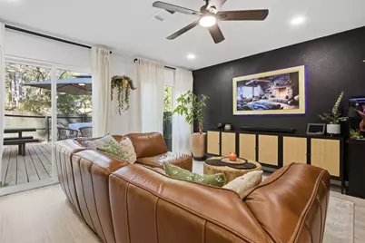 1004 E Red Cedar Circle, The Woodlands, TX 77380 - Photo 5