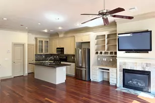 953 Yale St, Houston, TX 77008 - Photo 9