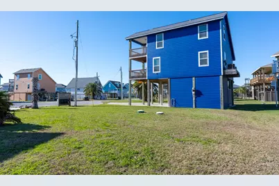 1989 Matt Drive, Crystal Beach, TX 77650 - Photo 35