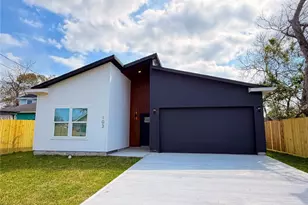 103 E Lobit Ave, Baytown, TX 77520 - Photo 1