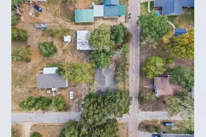 327 12th Street, Somerville, TX 77879 - Photo 29