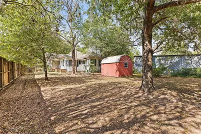 327 12th Street, Somerville, TX 77879 - Photo 27