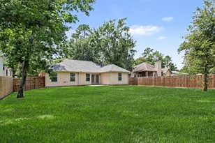 10718 Fairview Dr, Conroe, TX 77385 - Photo 15