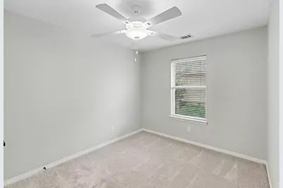 10718 Fairview Drive, Conroe, TX 77385 - Photo 13