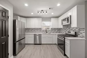 11330 Murr Way, Houston, TX 77048 - Photo 3