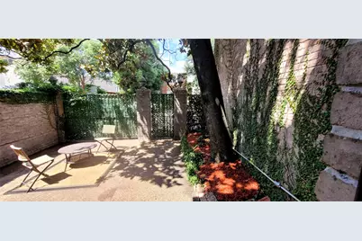 1111 Autrey Street #5, Houston, TX 77006 - Photo 19