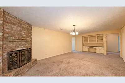 1105 Brenda Drive, Deer Park, TX 77536 - Photo 5