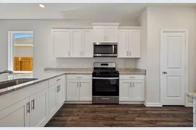 10347 Red Cardinal Drive, Cleveland, TX 77328 - Photo 7