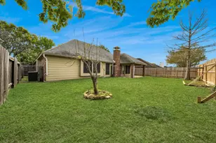 9435 Barretts Glen Ct, Houston, TX 77065 - Photo 35