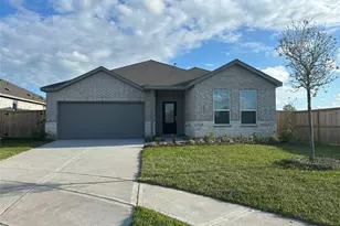 1902 Stargazer Ln, Angleton, TX 77515 - Photo 1