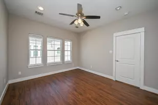 955 W 24th St, Houston, TX 77008 - Photo 27