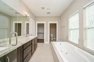 955 W 24th St, Houston, TX 77008 - Photo 25