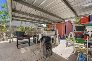 811 Canadian St, Houston, TX 77009 - Photo 23
