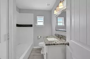 6705 Sherwood Dr, Houston, TX 77021 - Photo 11
