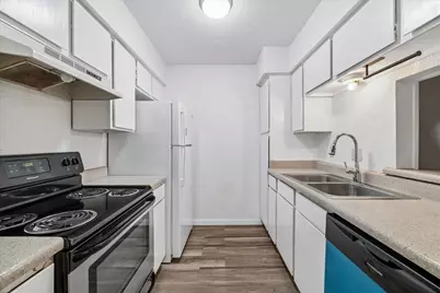 4647 Wild Indigo Street #359, Houston, TX 77027 - Photo 3