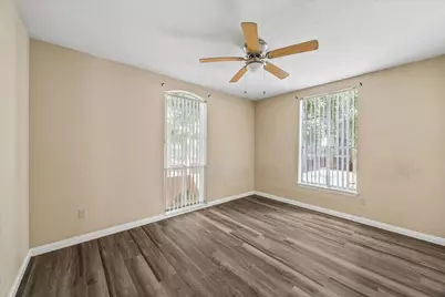 4647 Wild Indigo Street #359, Houston, TX 77027 - Photo 5