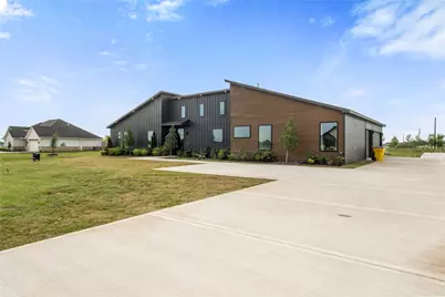 5119 Sophie Slanksy Way, Sealy, TX 77474 - Photo 33
