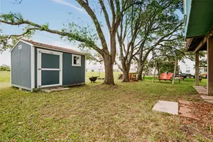 88 Bay St, Port O'Connor, TX 77982 - Photo 7