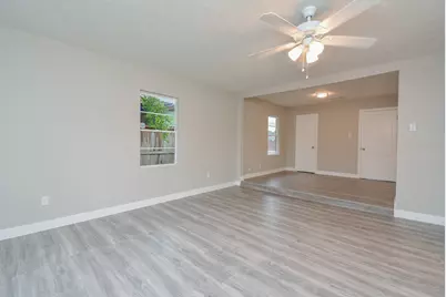 7823 Belgard Street, Houston, TX 77033 - Photo 15