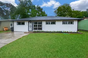 7823 Belgard St, Houston, TX 77033 - Photo 1
