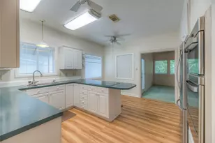241 E Peterson Loop, Livingston, TX 77351 - Photo 3