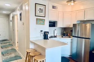 6102 Seawall Blvd, Galveston, TX 77551 - Photo 5