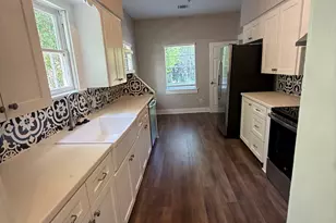 909 King St, Houston, TX 77022 - Photo 3