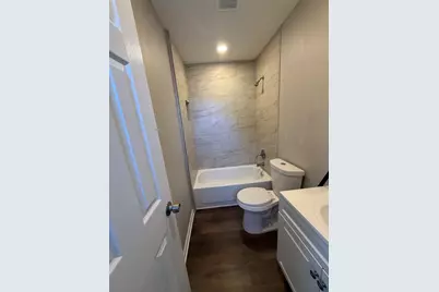 909 King Street, Houston, TX 77022 - Photo 9