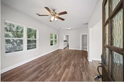 909 King Street, Houston, TX 77022 - Photo 5