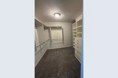 909 King Street, Houston, TX 77022 - Photo 13