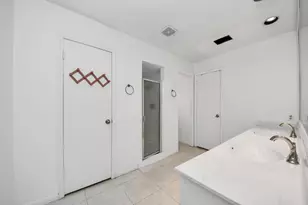 11526 Sagevale Ln, Houston, TX 77089 - Photo 13