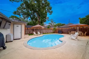 2514 Pine Village Dr, Houston, TX 77080 - Photo 5