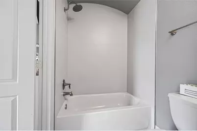 4530 Larch Lane, Bellaire, TX 77401 - Photo 33