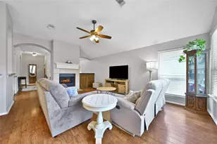 2227 Valley View Crossing, Conroe, TX 77304 - Photo 3