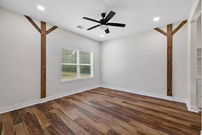 9309 Ave C, Liverpool, TX 77577 - Photo 13