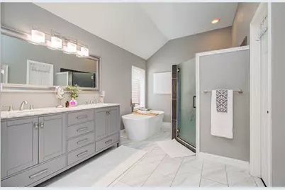 19623 Chestnut Brook Court, Houston, TX 77084 - Photo 11