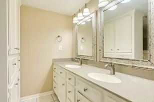 327 Maple Dr, Hitchcock, TX 77563 - Photo 15