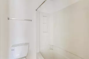 12225 Sandpiper Dr, Houston, TX 77035 - Photo 17