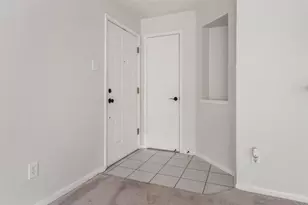 8051 Bay Branch Dr, The Woodlands, TX 77382 - Photo 5